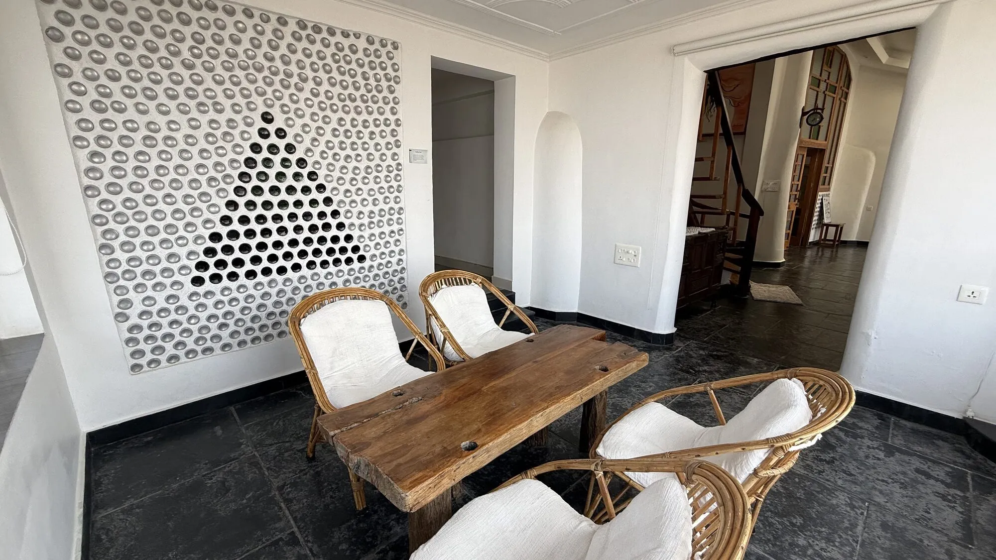 Relaxation space with views